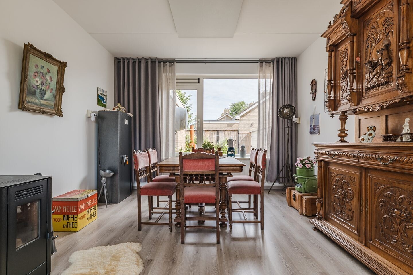 Tussenwoning te koop: Kerkstraat 6, Munnekezijl