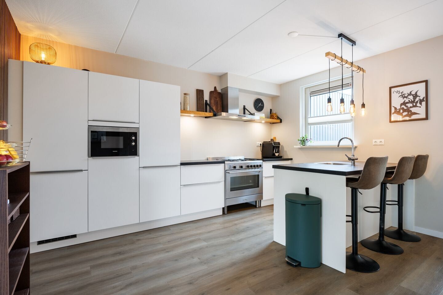 Tussenwoning te koop: Egmondlaan 6, Grootegast