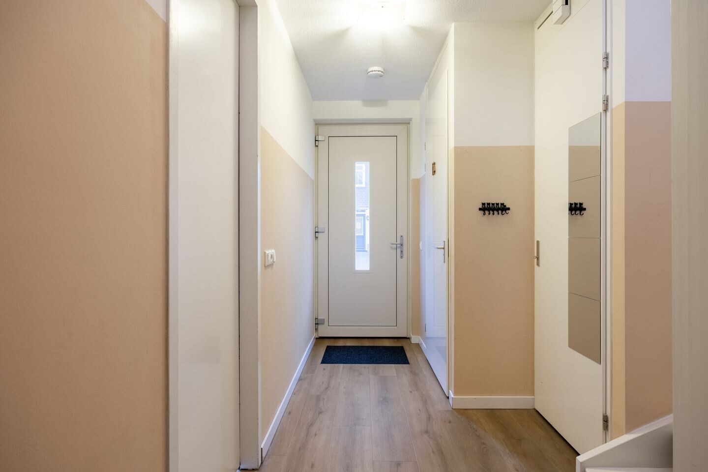 Tussenwoning te koop: Egmondlaan 6, Grootegast