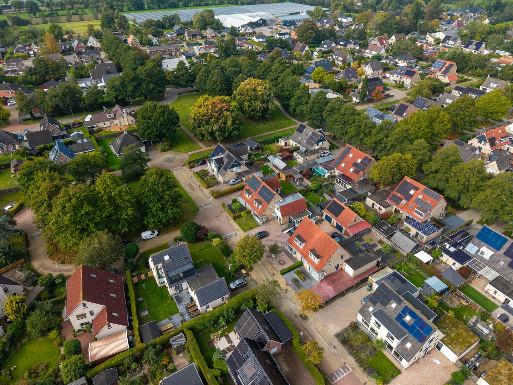 Twee-onder-één-kap te koop: Vogelwikke 16, Grootegast