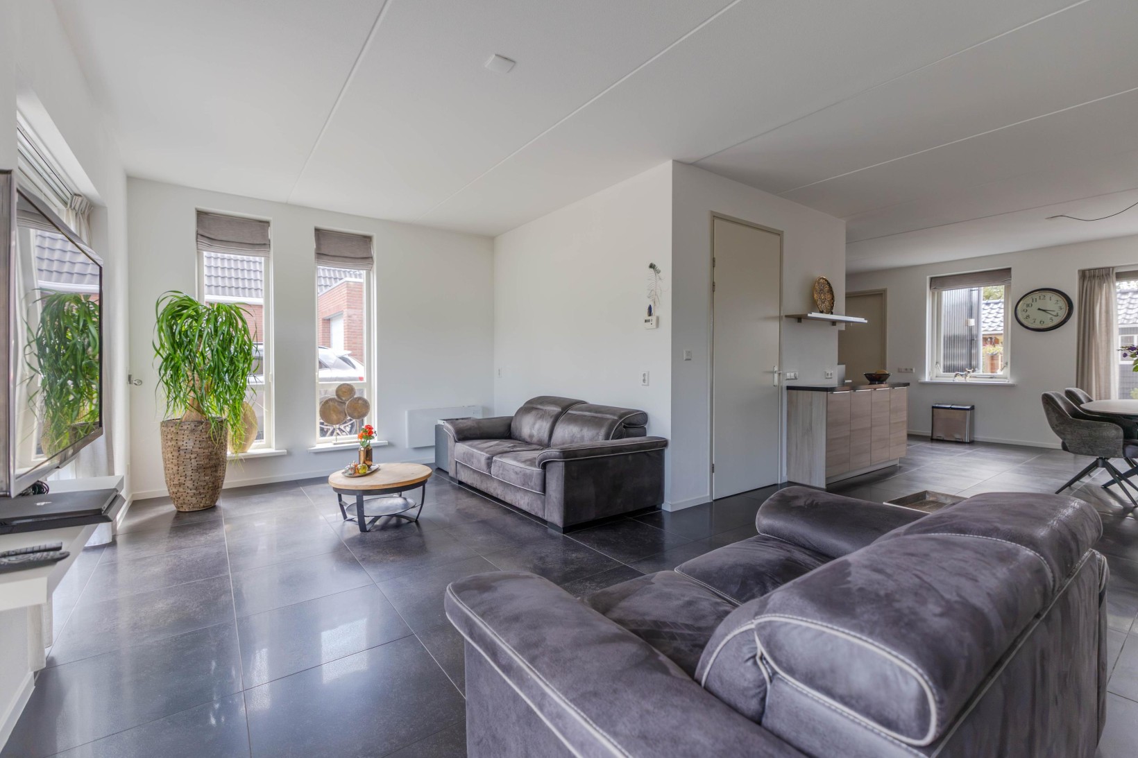 Twee-onder-één-kap te koop: Gaykemastraat 24, Opende