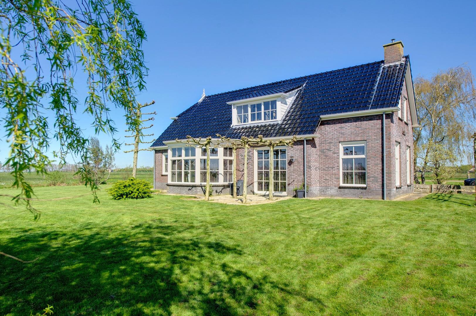 Vrijstaande woning te koop: Mieden 9, Lutjegast