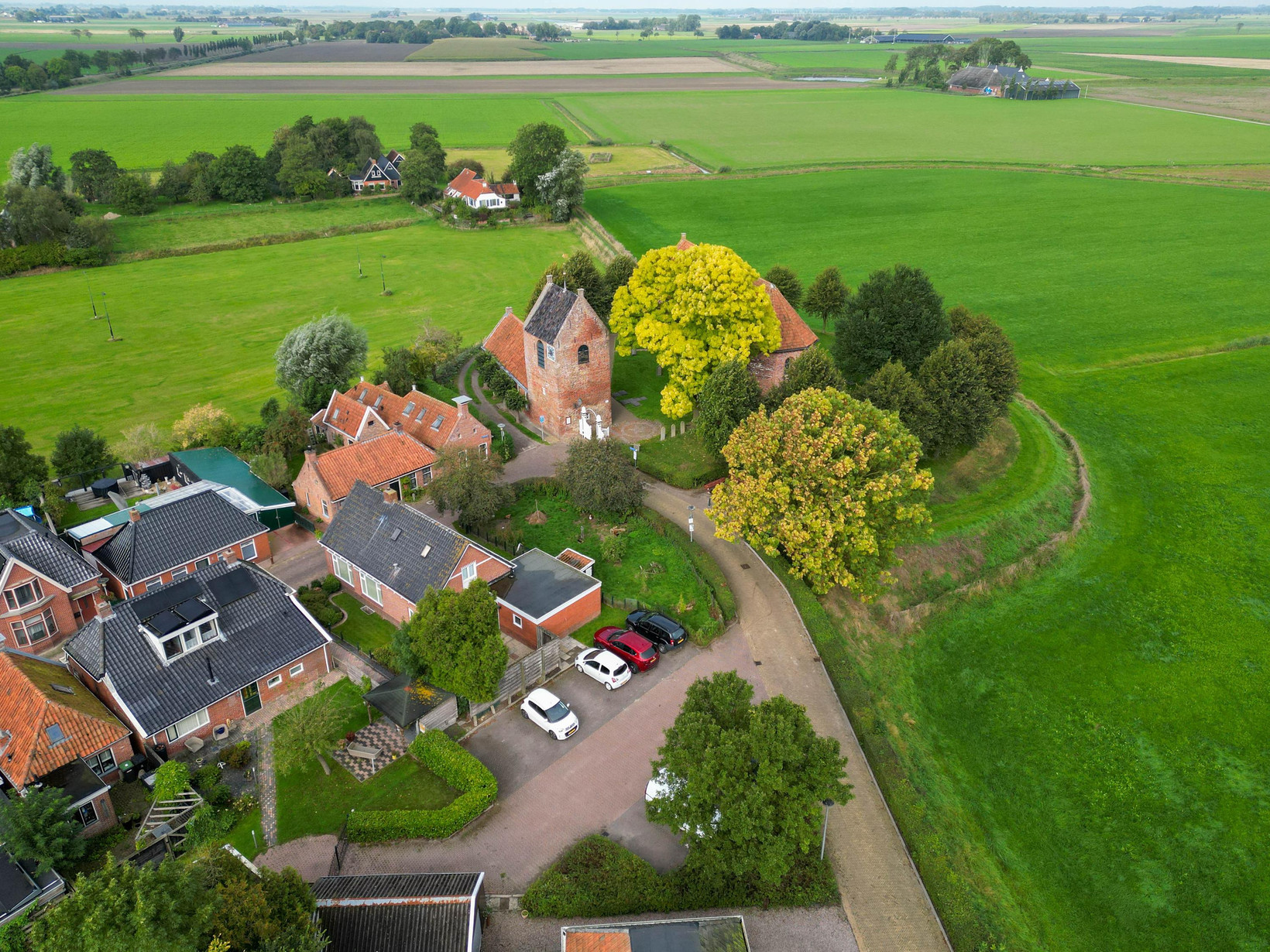 Vrijstaande woning te koop: Slagtersrijge 13, Ezinge