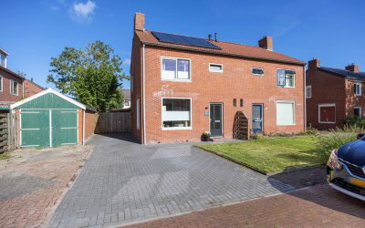 L W de Blecourtstraat 19