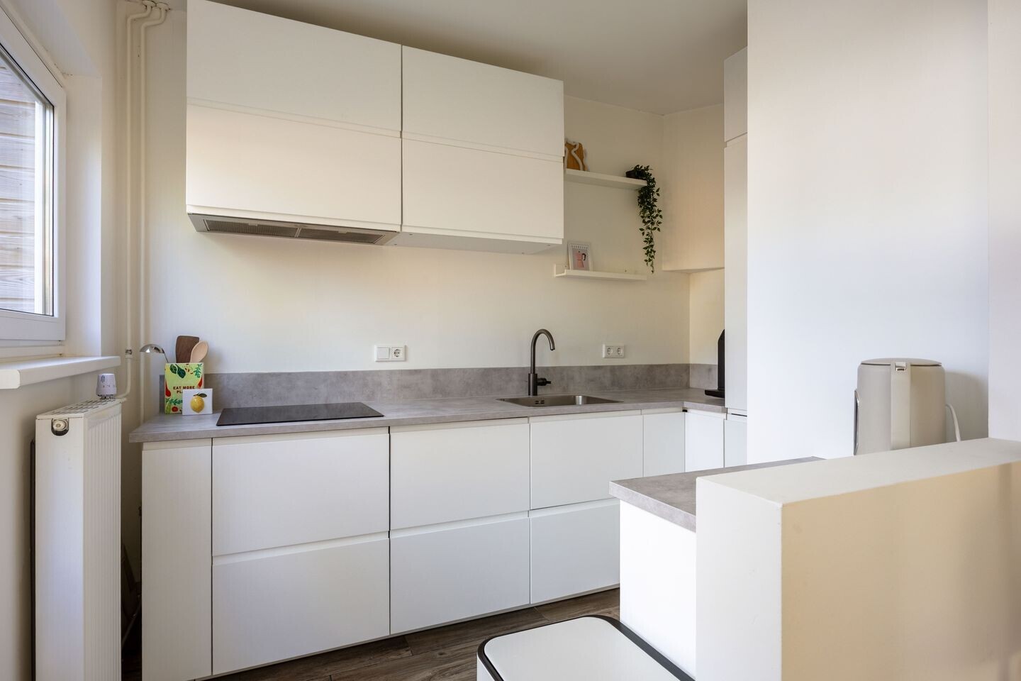 Twee-onder-één-kap te koop: L W de Blecourtstraat 19, Garnwerd