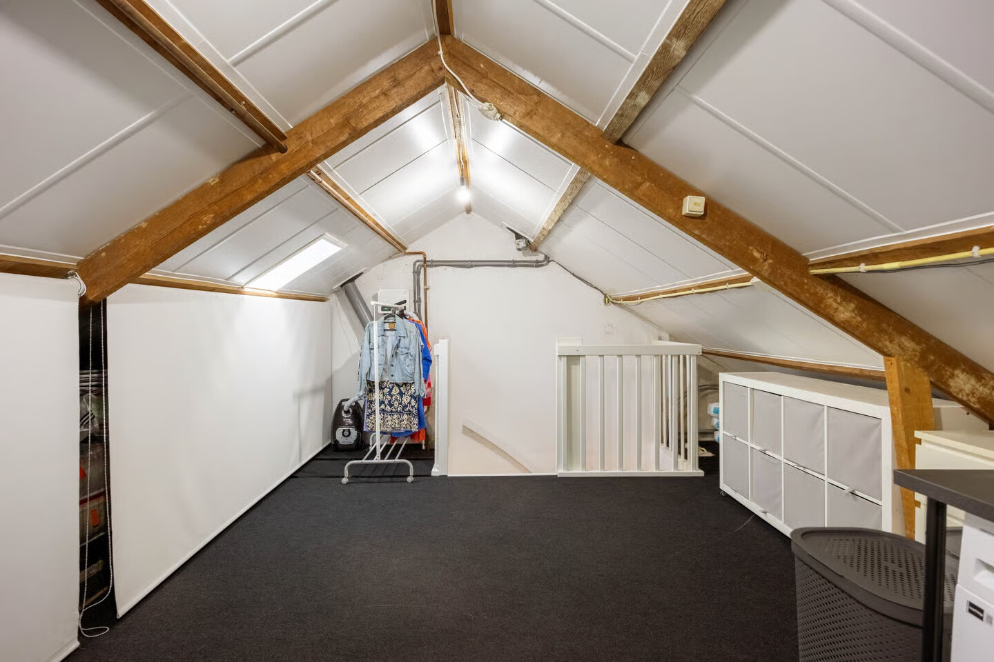 Twee-onder-één-kap te koop: L W de Blecourtstraat 19, Garnwerd