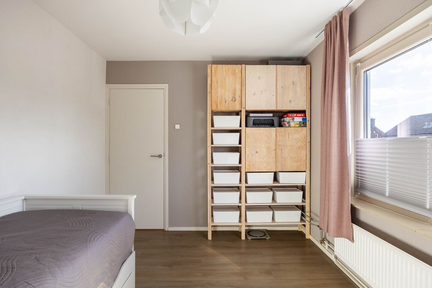 Twee-onder-één-kap te koop: L W de Blecourtstraat 19, Garnwerd