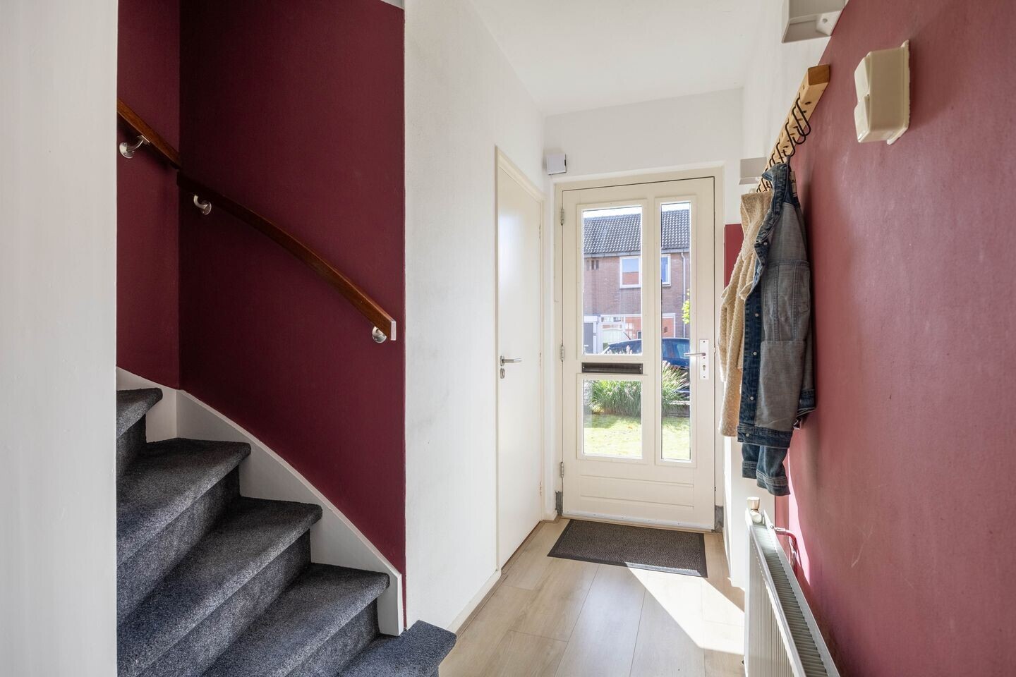 Twee-onder-één-kap te koop: L W de Blecourtstraat 19, Garnwerd
