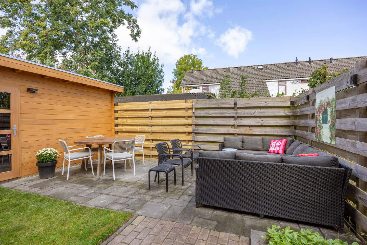 Twee-onder-één-kap te koop: L W de Blecourtstraat 19, Garnwerd