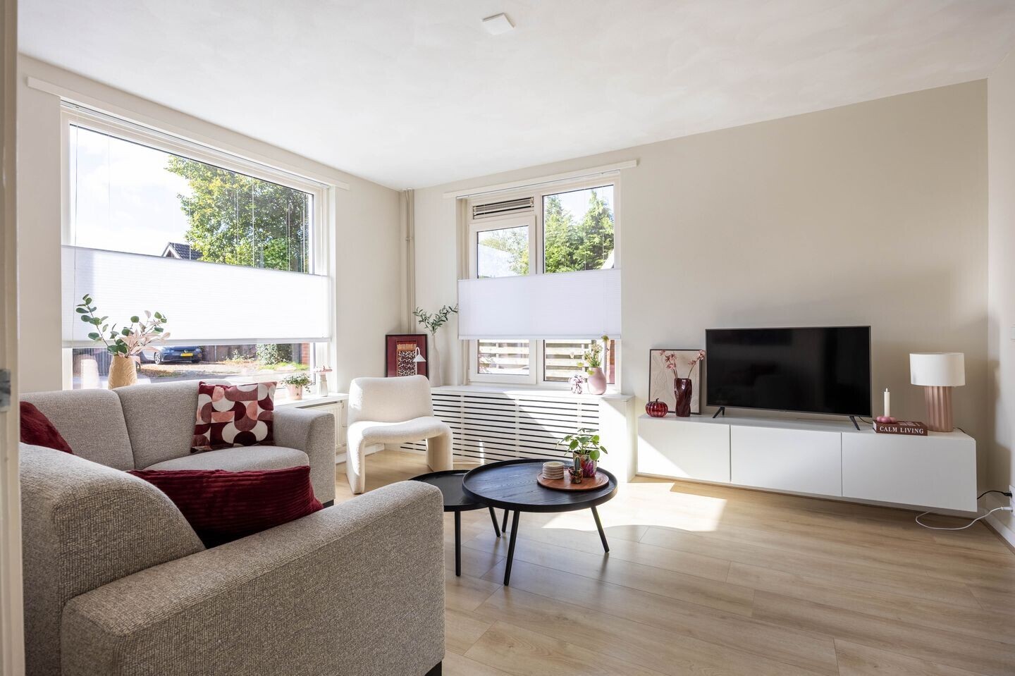 Twee-onder-één-kap te koop: L W de Blecourtstraat 19, Garnwerd