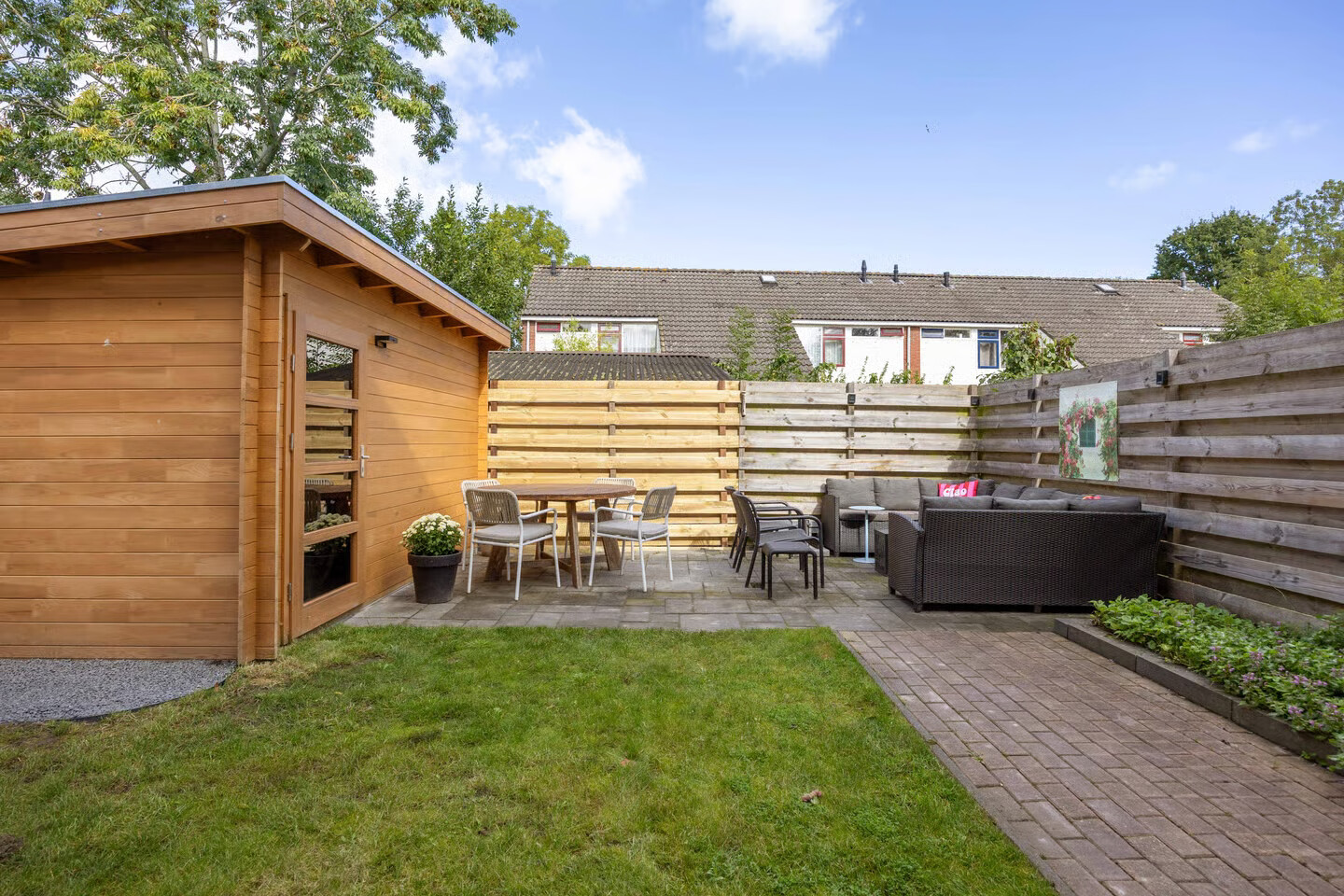 Twee-onder-één-kap te koop: L W de Blecourtstraat 19, Garnwerd