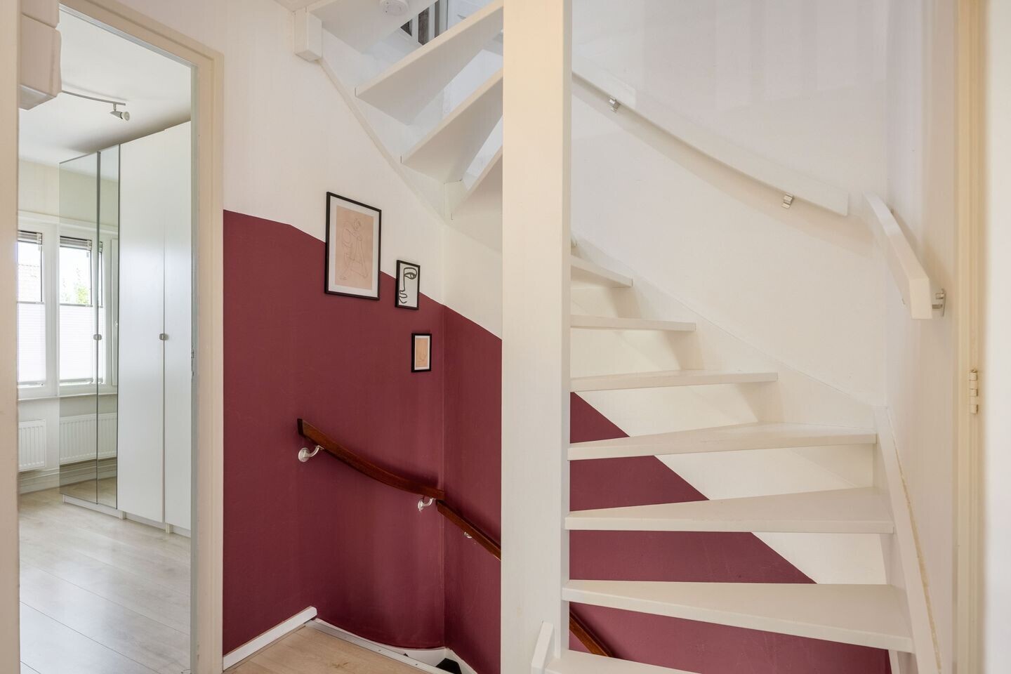 Twee-onder-één-kap te koop: L W de Blecourtstraat 19, Garnwerd