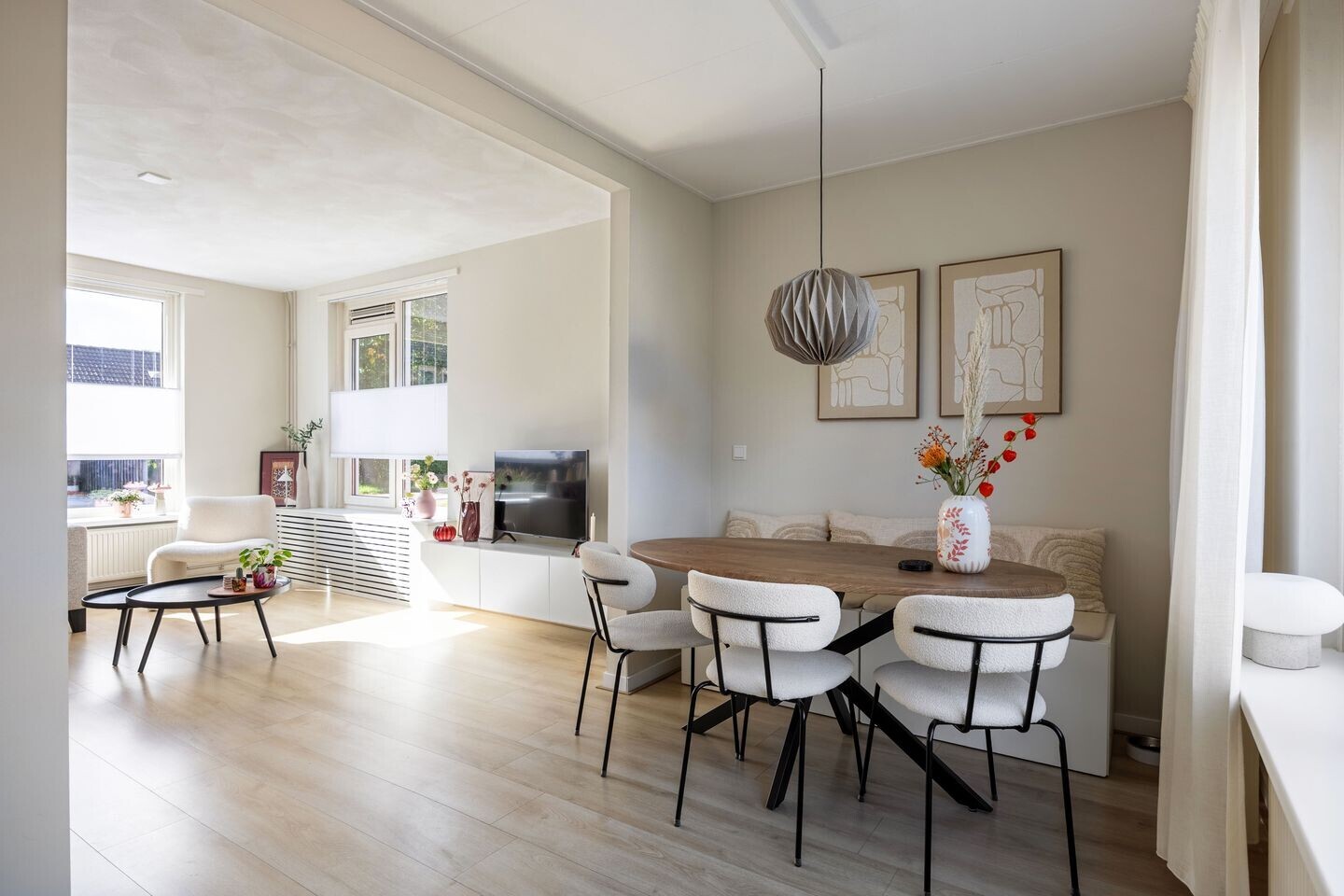 Twee-onder-één-kap te koop: L W de Blecourtstraat 19, Garnwerd