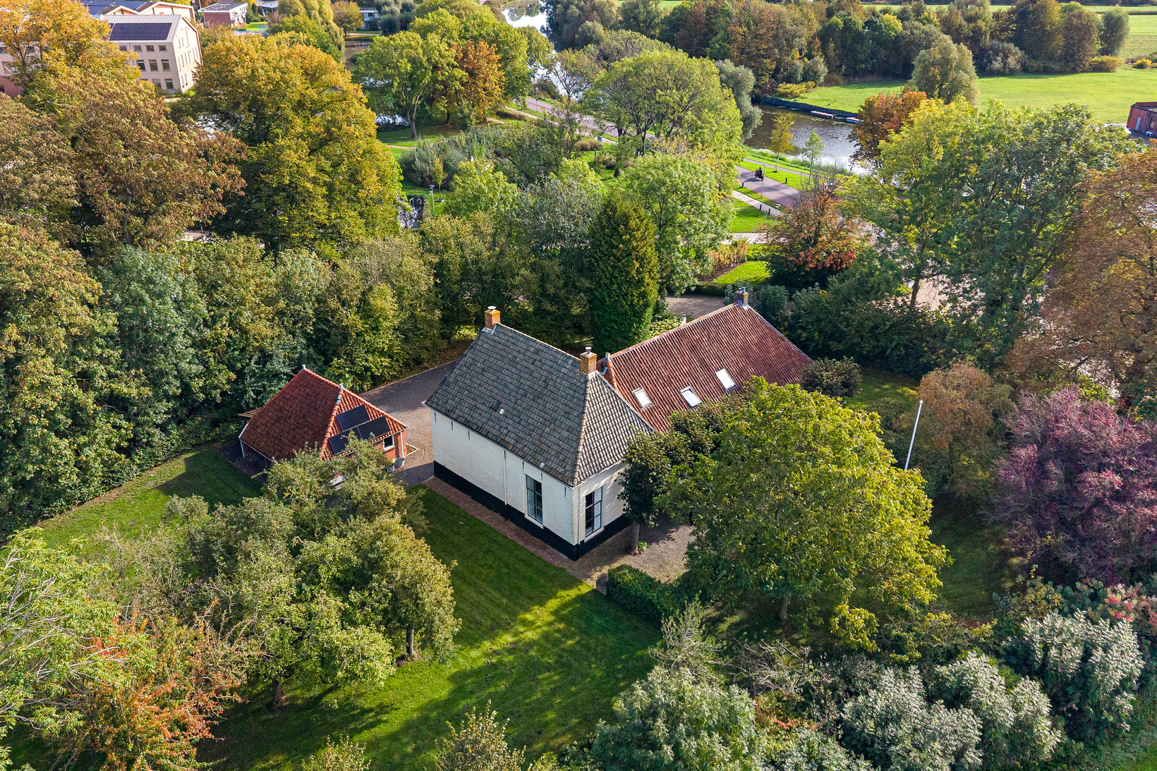 Vrijstaande woning te koop: Pastorielaan 1, Appingedam