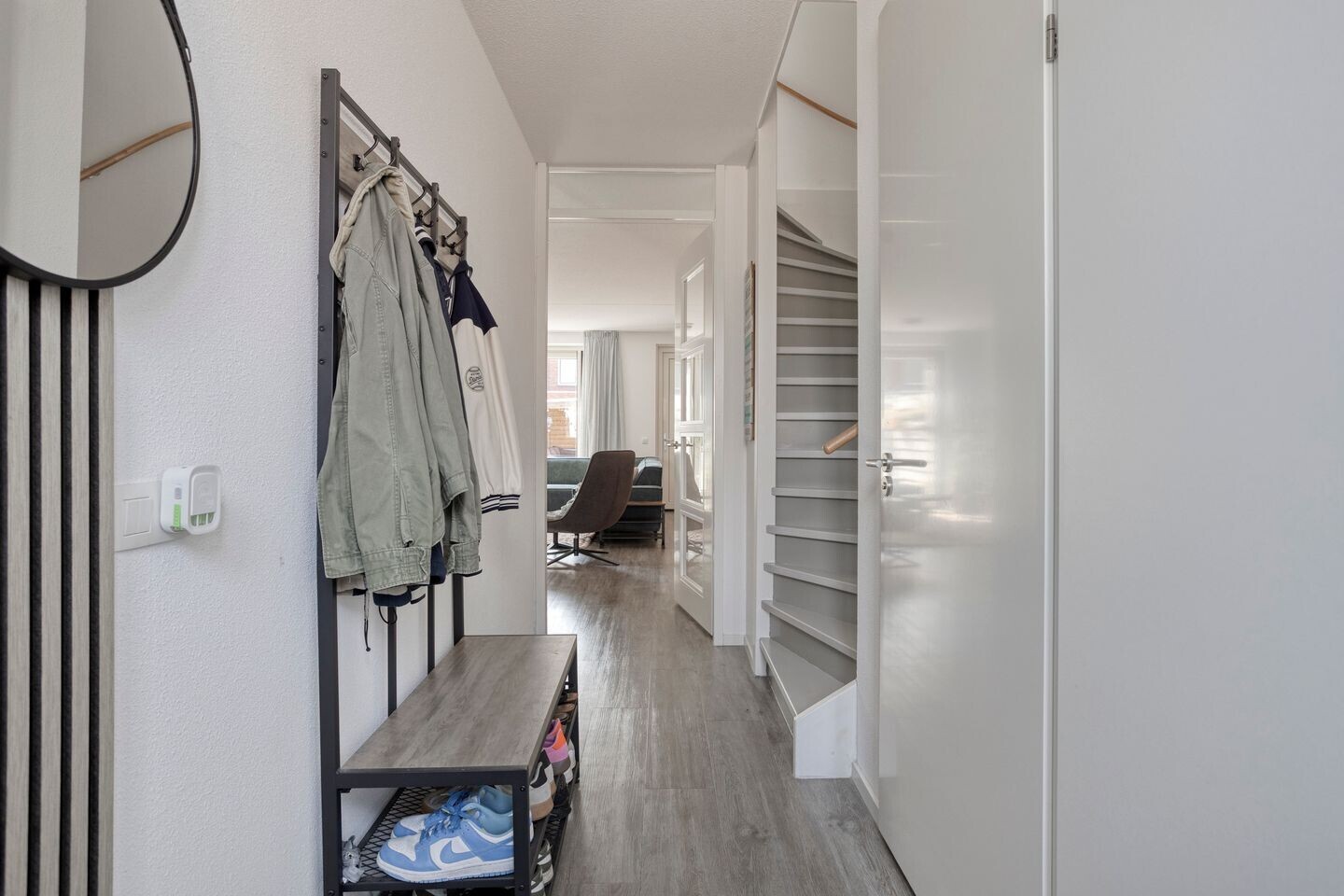 Tussenwoning te koop: Burgemeester de Sitterstraat 9, Appingedam