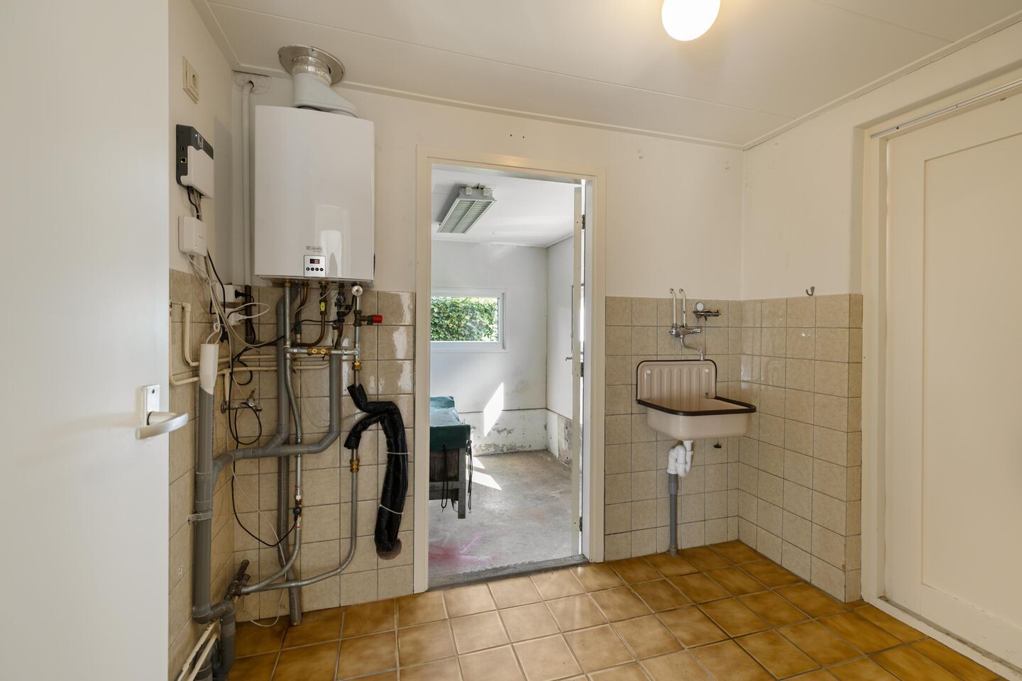 Vrijstaande woning te koop: Hoofdweg 26, Holwierde