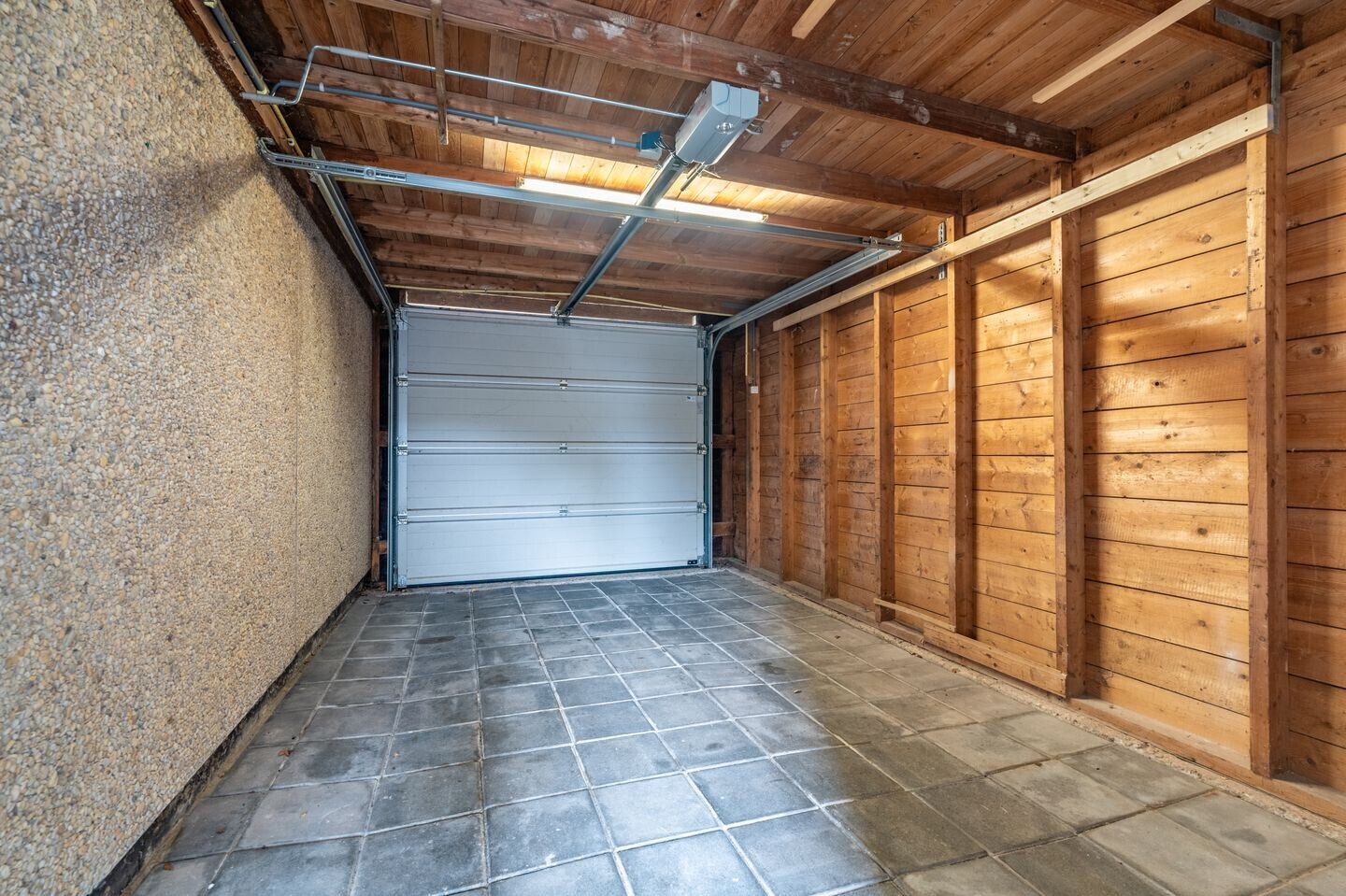 Tussenwoning te koop: Maneil 5, Bierum