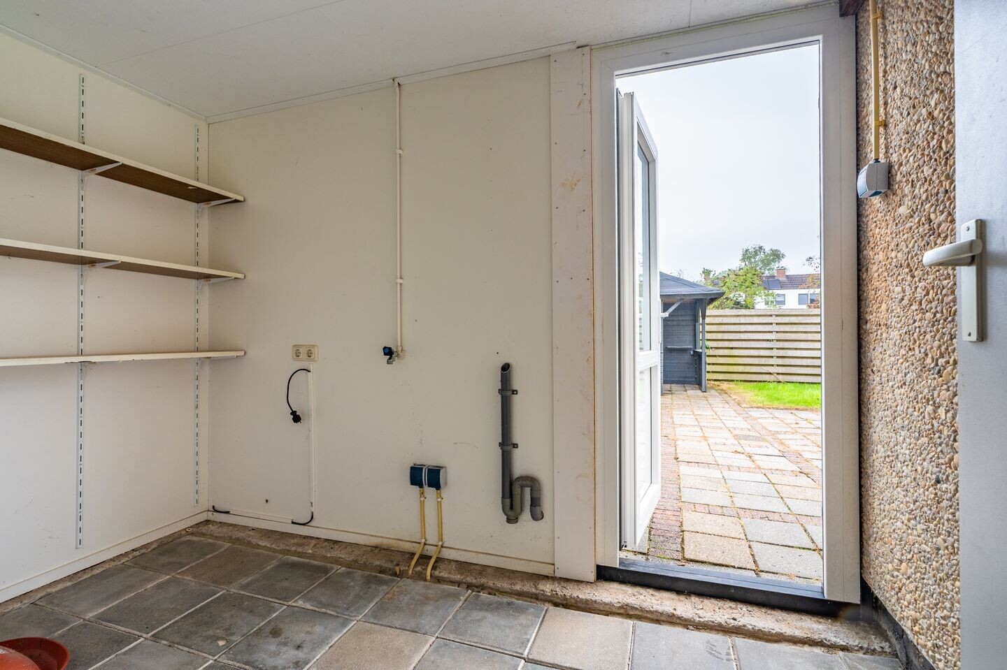 Tussenwoning te koop: Maneil 5, Bierum
