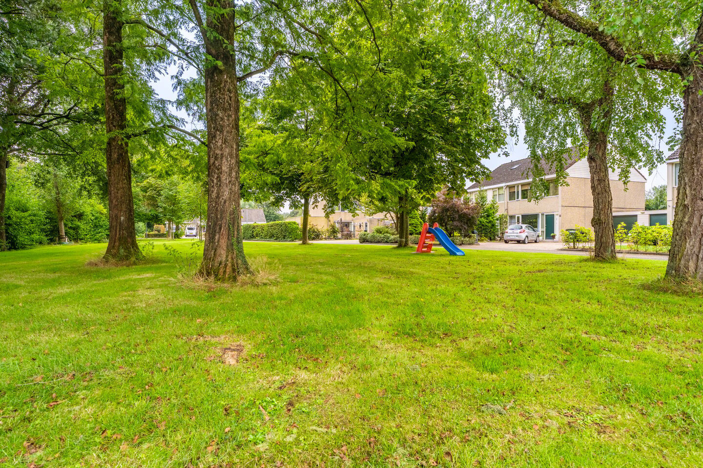 Tussenwoning te koop: Maneil 5, Bierum