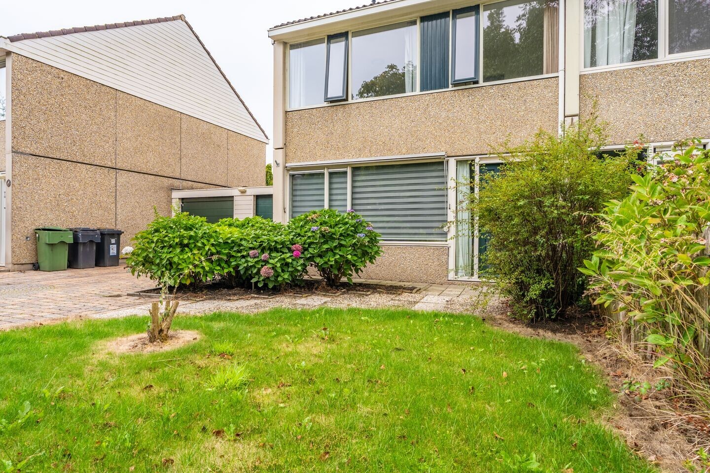 Tussenwoning te koop: Maneil 5, Bierum