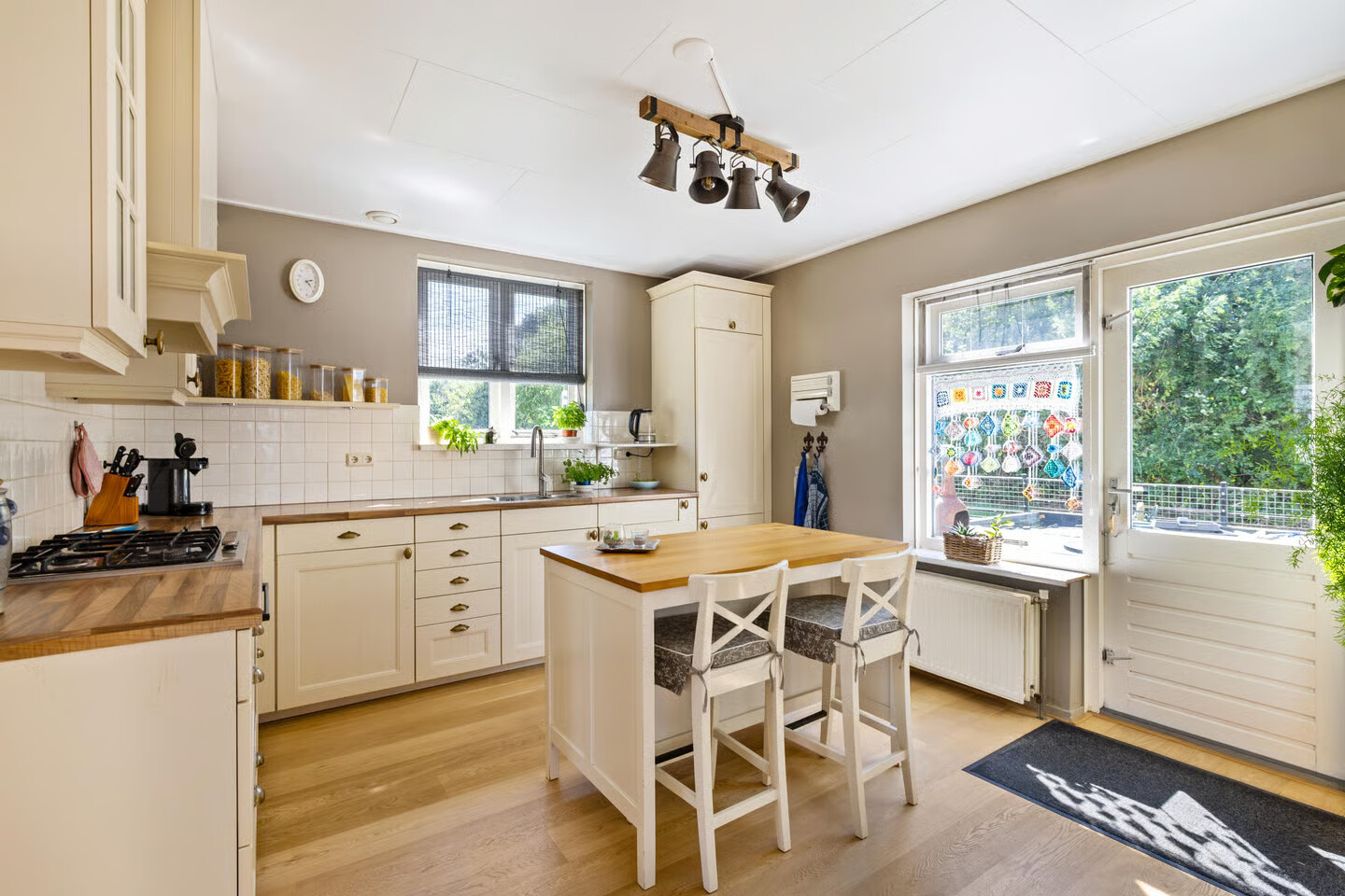 Vrijstaande woning te koop: Willem de Mérodelaan 16, Spijk