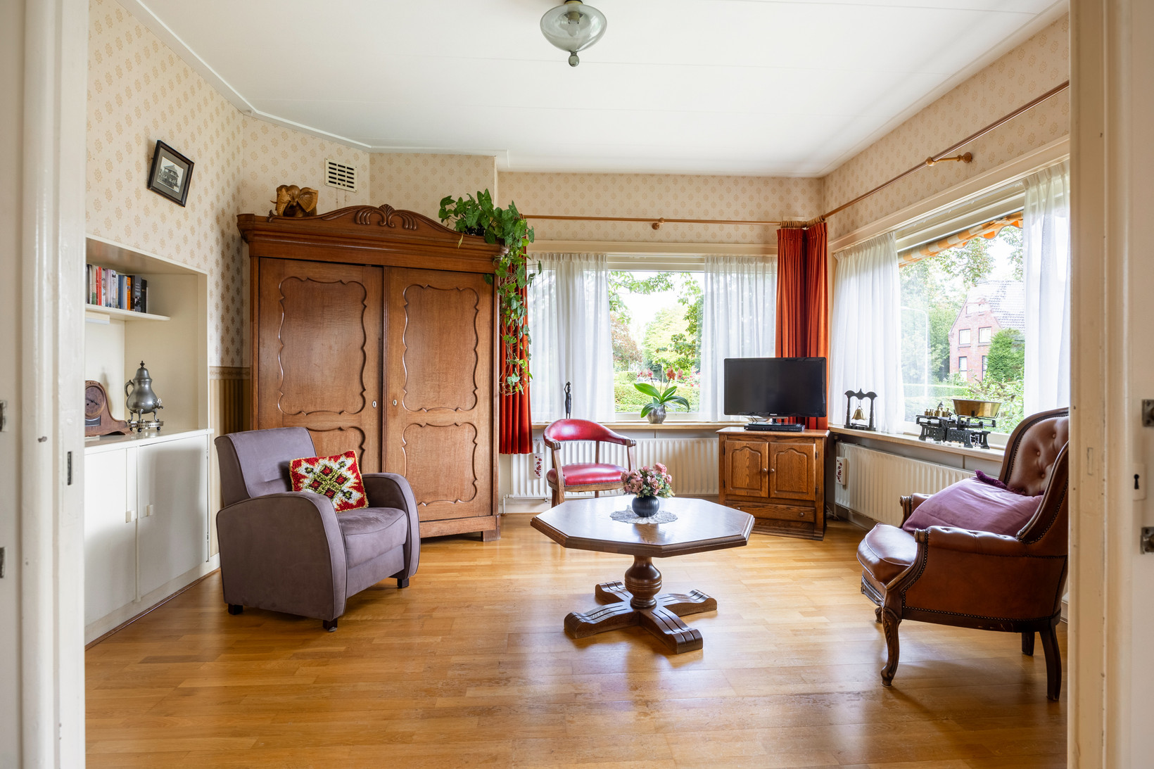 Vrijstaande woning te koop: Molenweg 20, Loppersum