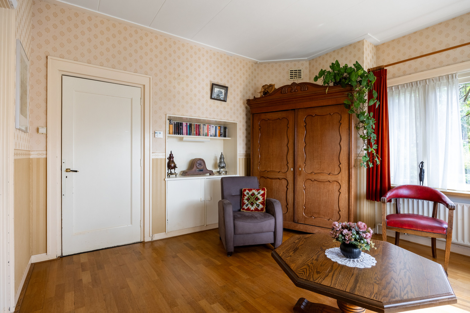 Vrijstaande woning te koop: Molenweg 20, Loppersum
