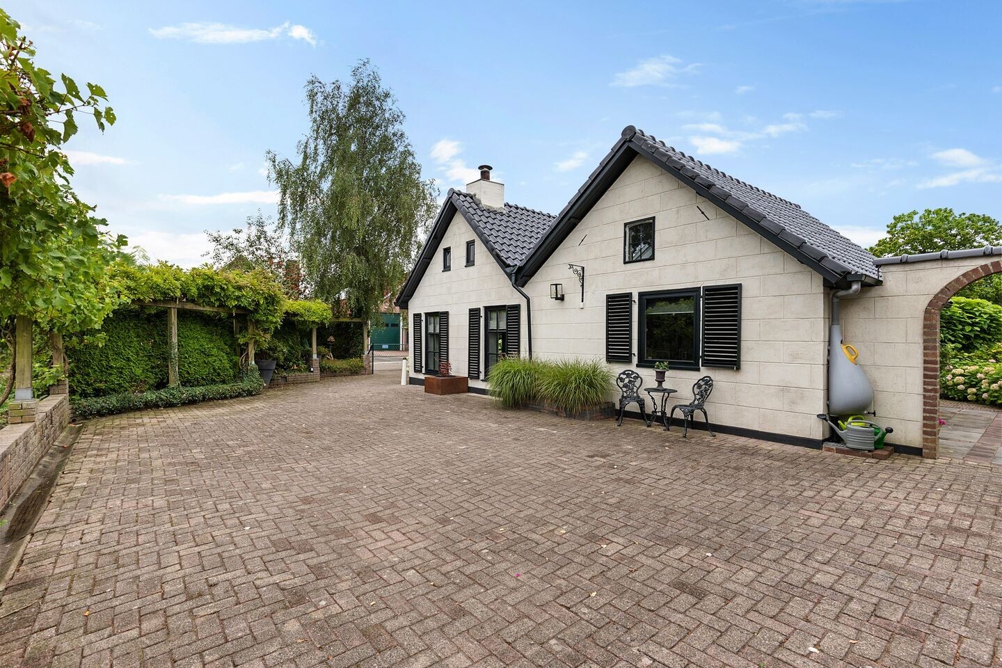 Vrijstaande woning te koop: Weverijweg 5, Garsthuizen