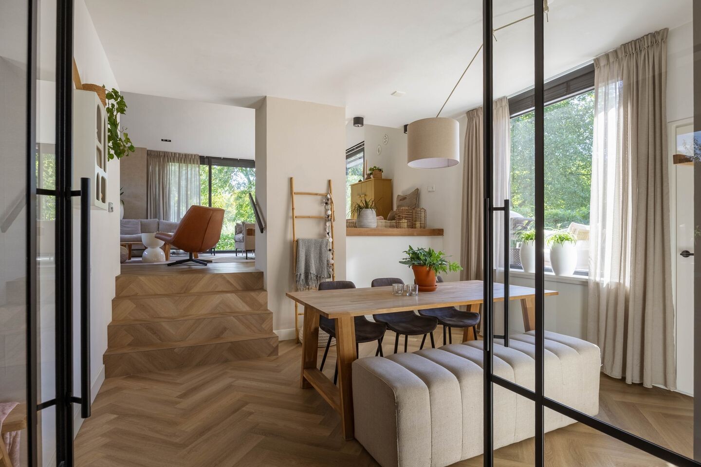 Vrijstaande woning te koop: Eilandweg 43, Delfzijl