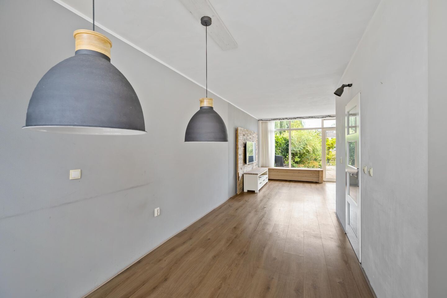 Tussenwoning te koop: Klaverweide 36, Delfzijl