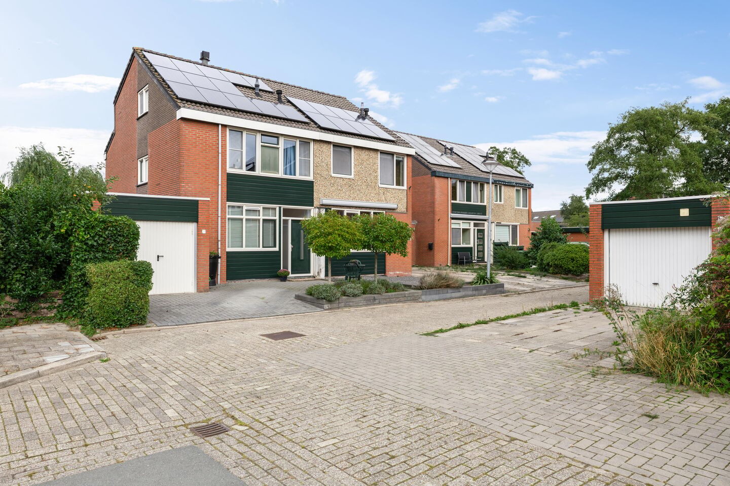Tussenwoning te koop: Klaverweide 36, Delfzijl