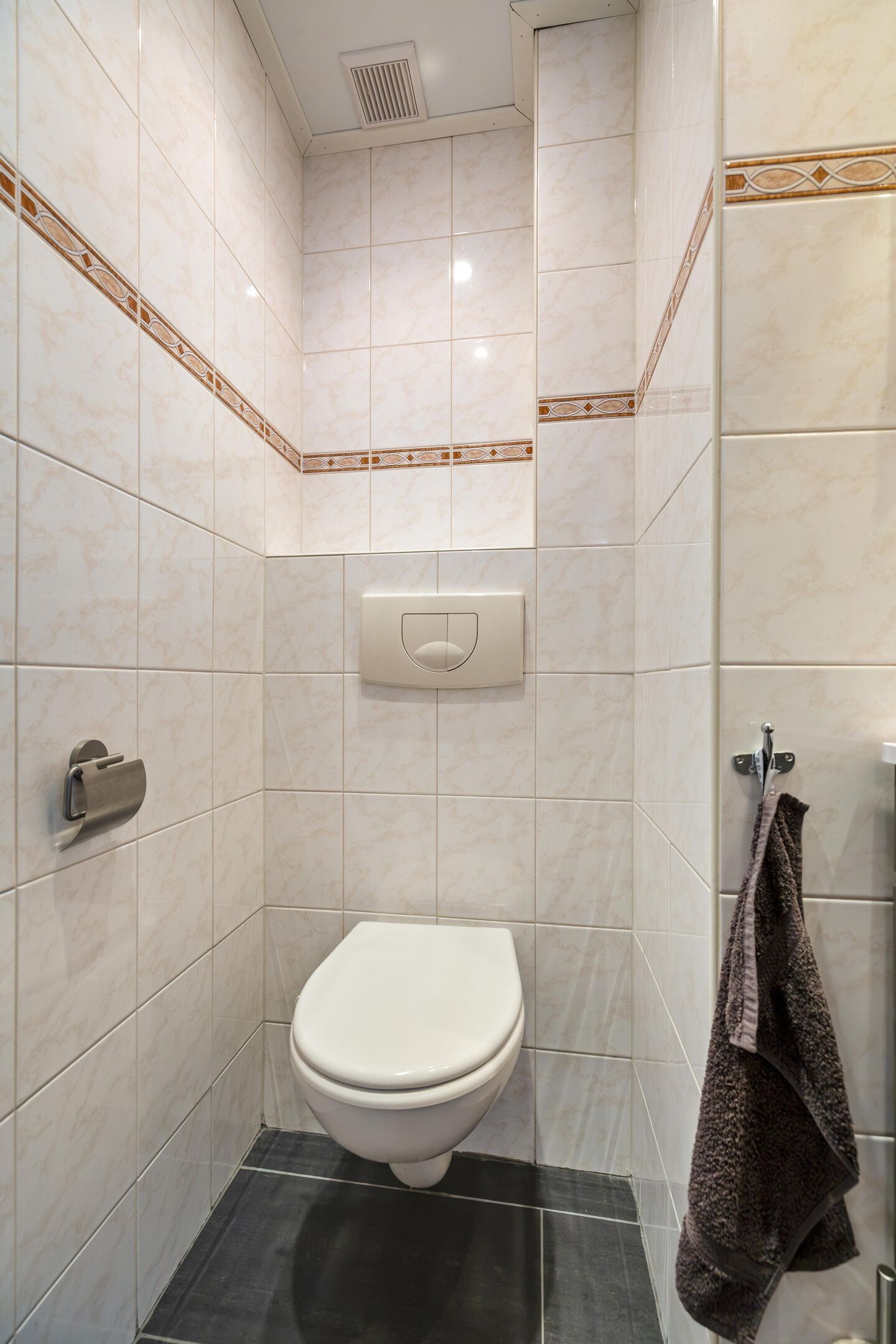 Tussenwoning te koop: Klaverweide 36, Delfzijl