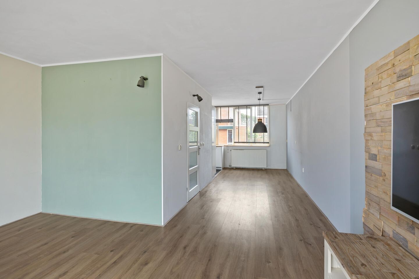 Tussenwoning te koop: Klaverweide 36, Delfzijl