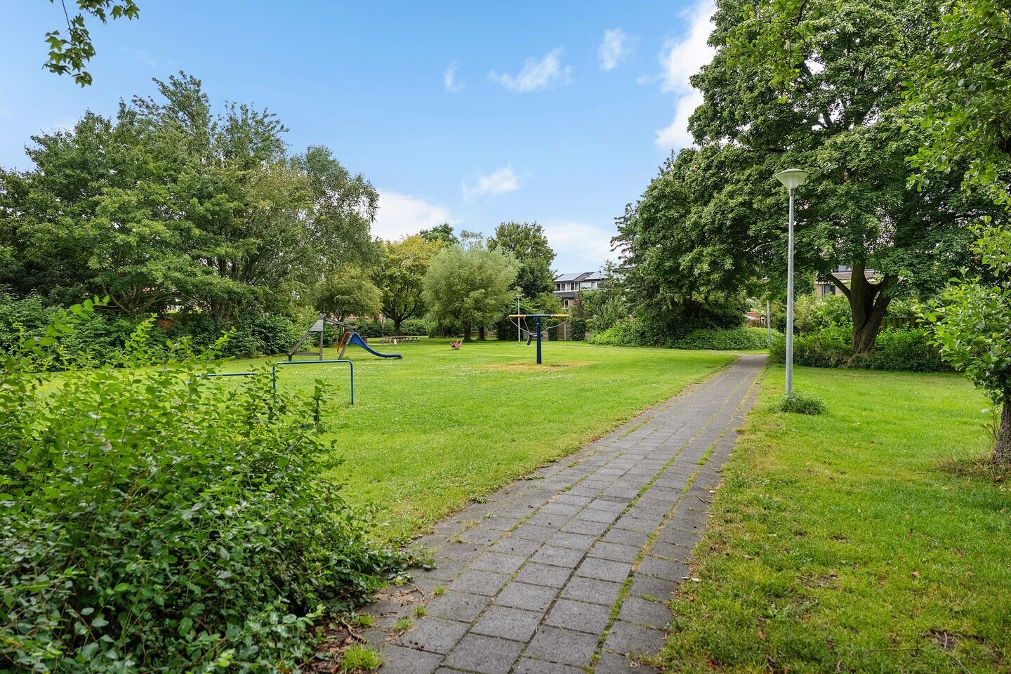 Hoekwoning te koop: Hooiven 37, Delfzijl
