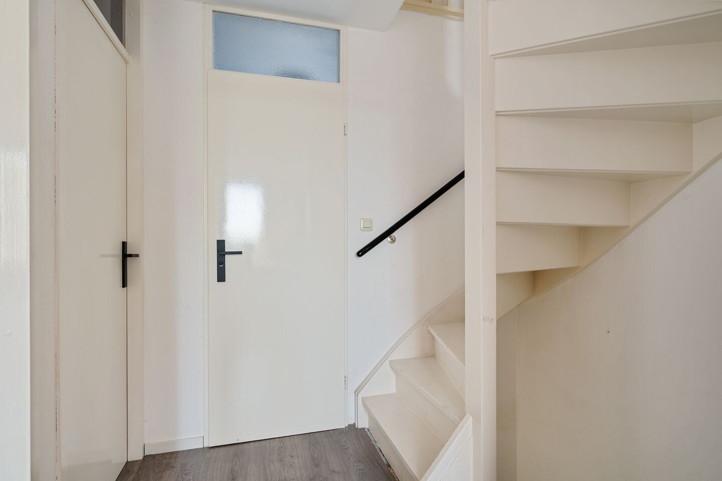 Tussenwoning te koop: Zwaluwoever 12, Delfzijl
