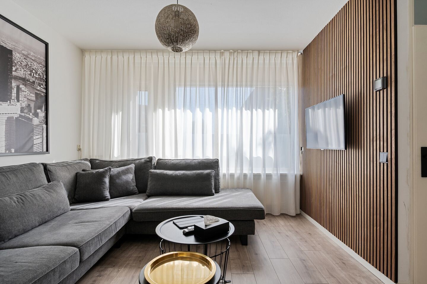 Tussenwoning te koop: Zwaluwoever 12, Delfzijl
