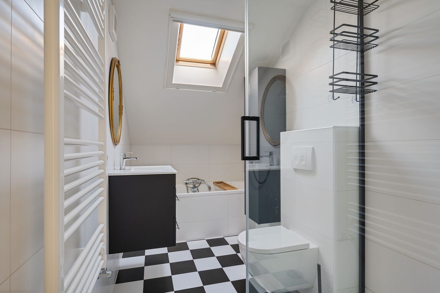 Vrijstaande woning te koop: Grote Belt 20, Delfzijl