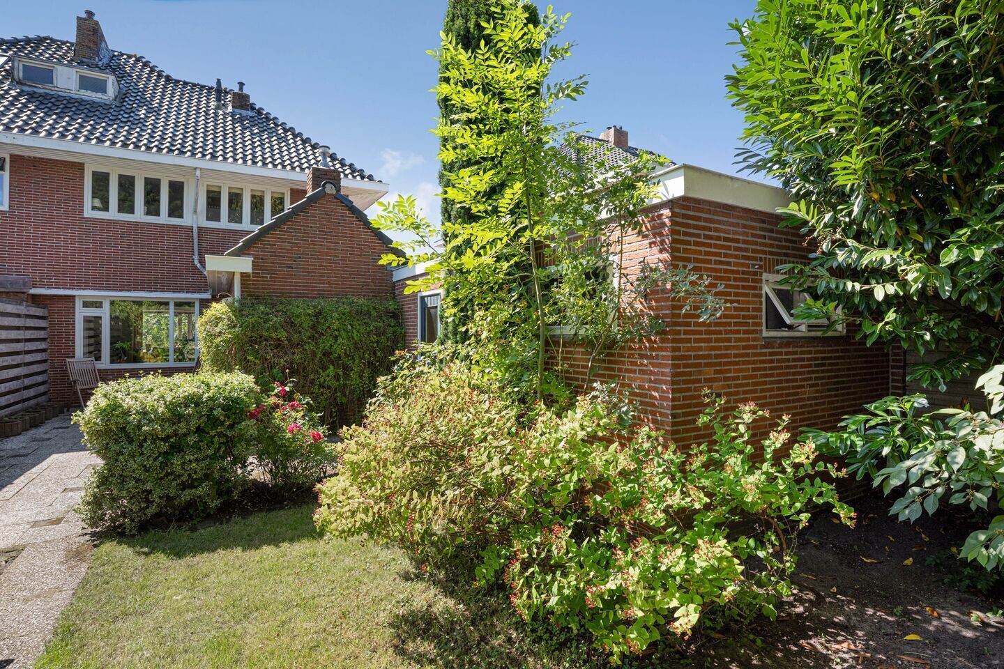 Tussenwoning te koop: Uitwierderweg 55, Delfzijl