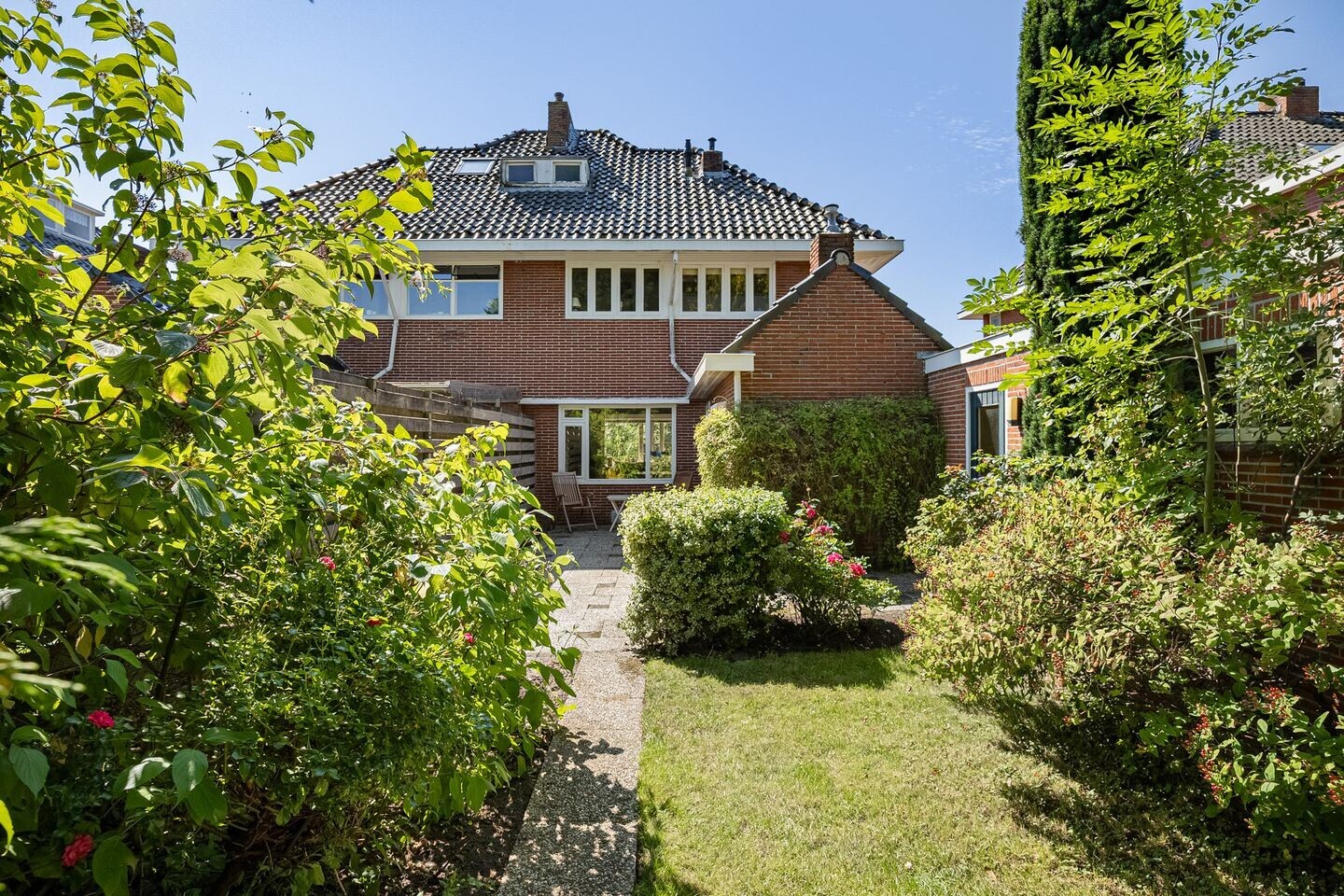 Tussenwoning te koop: Uitwierderweg 55, Delfzijl