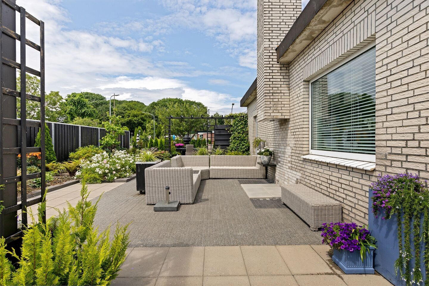 Vrijstaande woning te koop: Polarisweg 6, Delfzijl