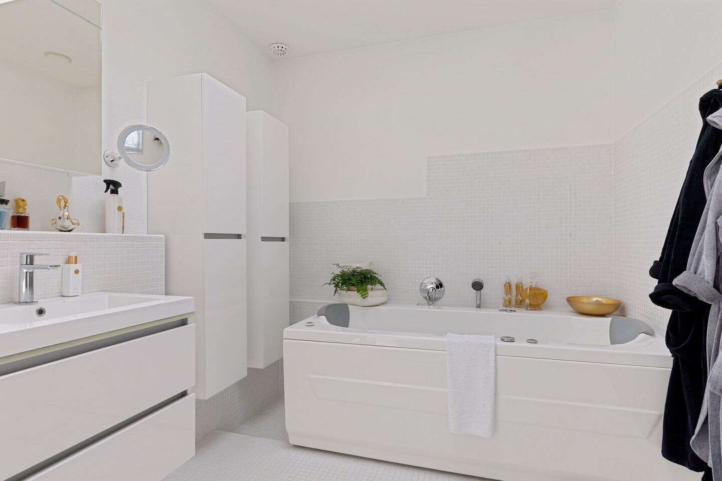 Vrijstaande woning te koop: Polarisweg 6, Delfzijl