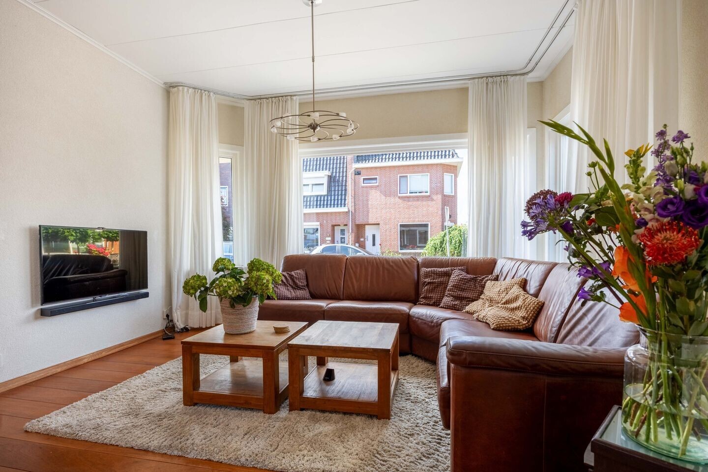 Twee-onder-één-kap te koop: Cornelis Houtmanstraat 25, Delfzijl