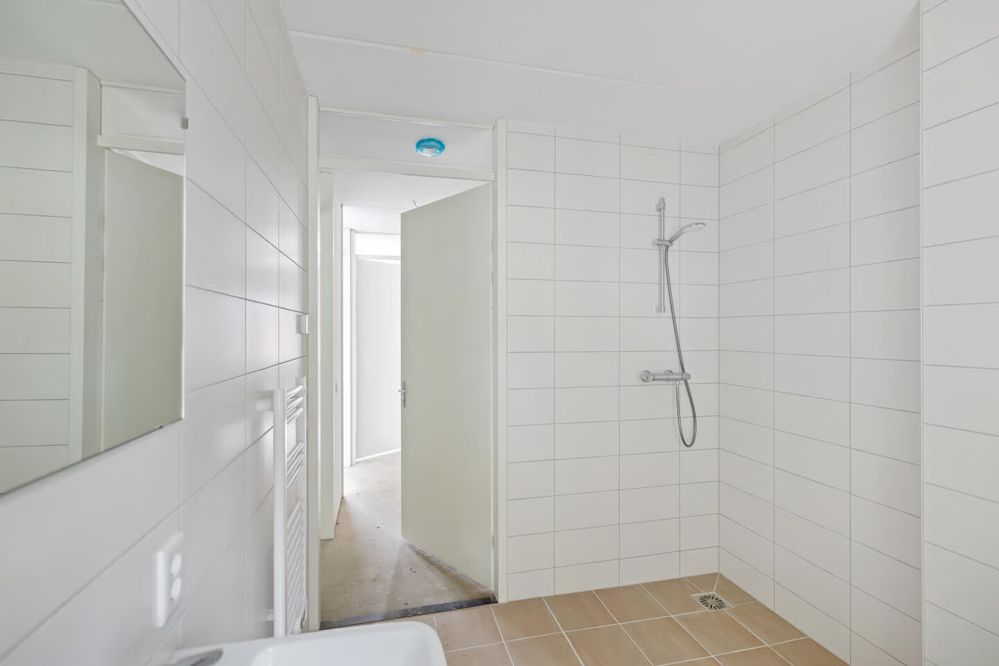 Hoekwoning te koop: Zeshuizen 16, Delfzijl