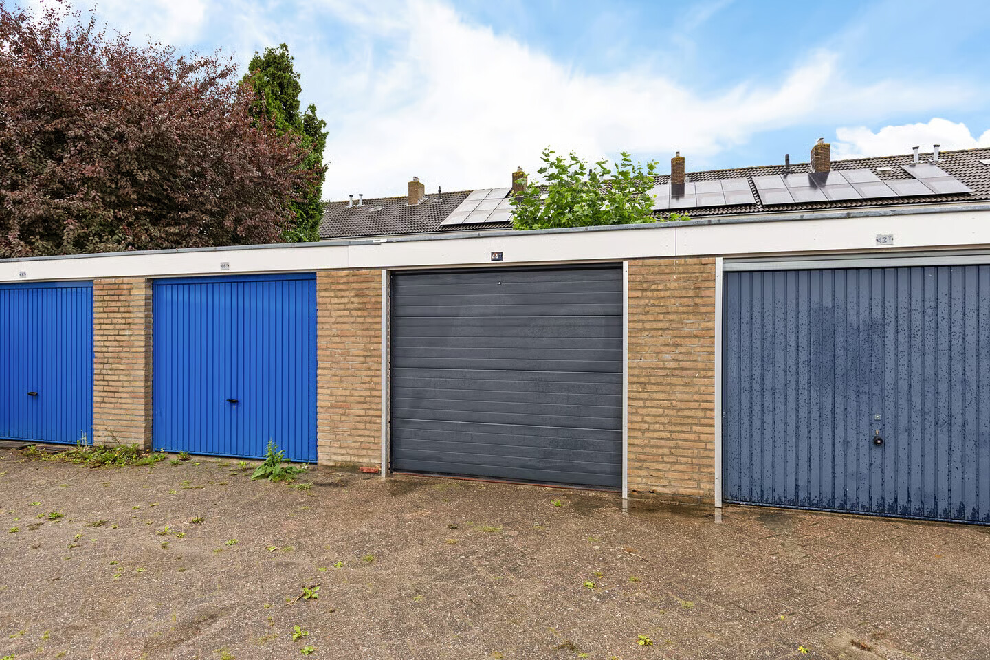 Tussenwoning te koop: Tichelwerk 44, Delfzijl