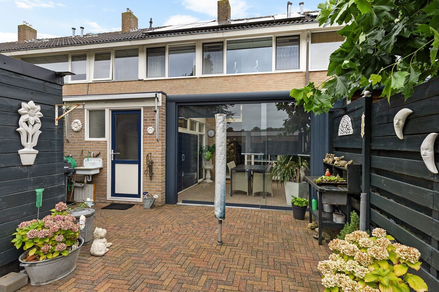 Tussenwoning te koop: Tichelwerk 44, Delfzijl