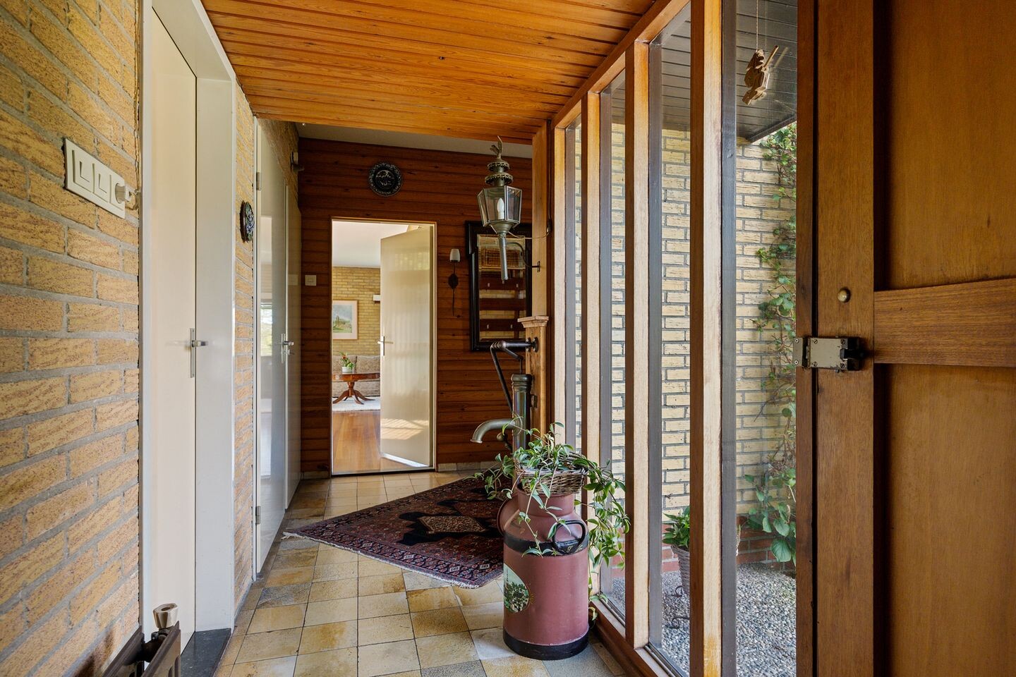 Vrijstaande woning te koop: Mondsteen 26, Delfzijl