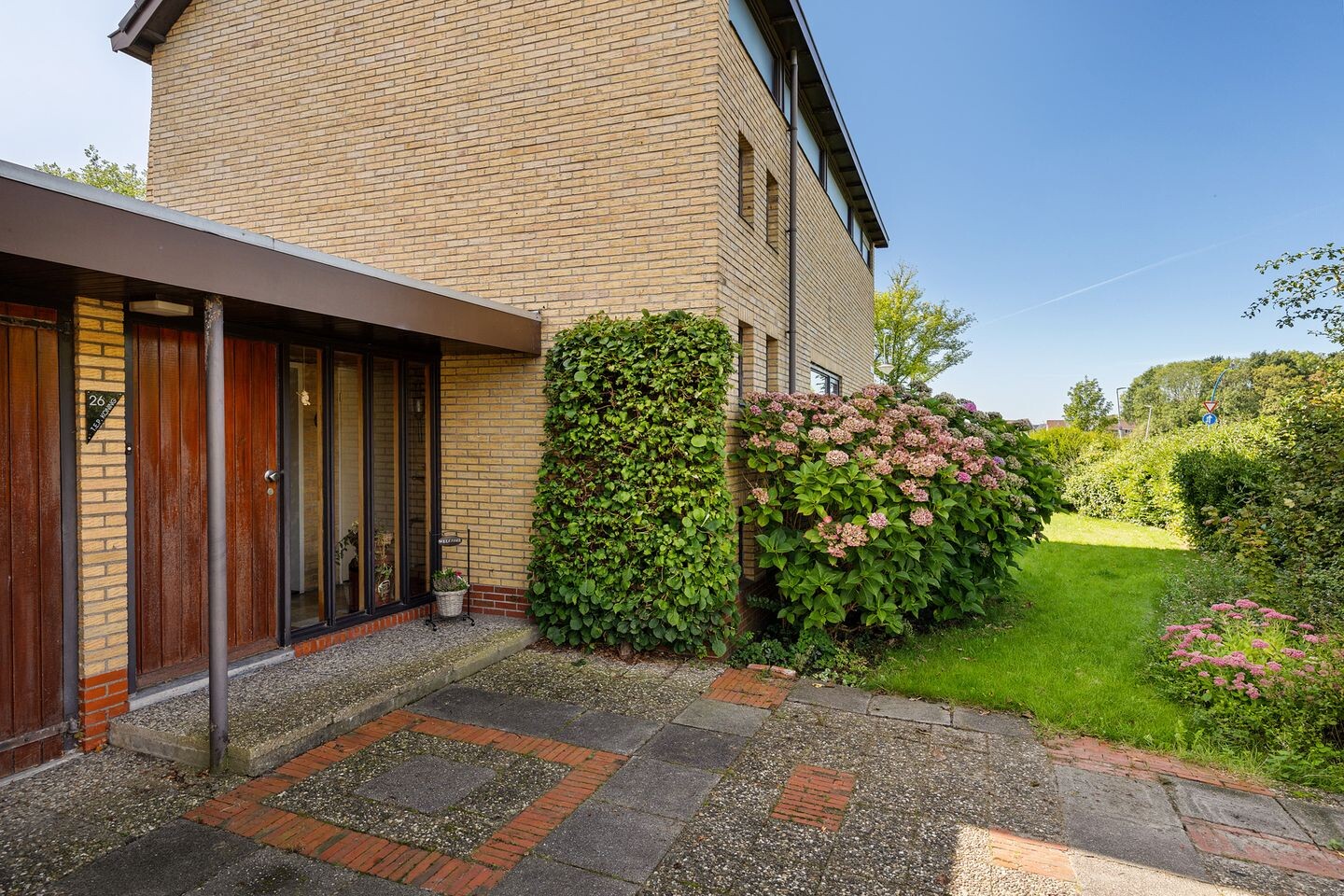 Vrijstaande woning te koop: Mondsteen 26, Delfzijl
