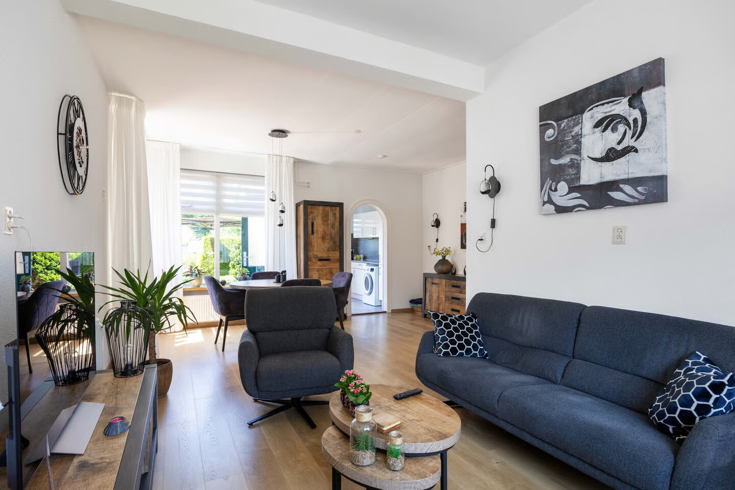 Twee-onder-één-kap te koop: Hindrik Jagerstraat 3, Farmsum