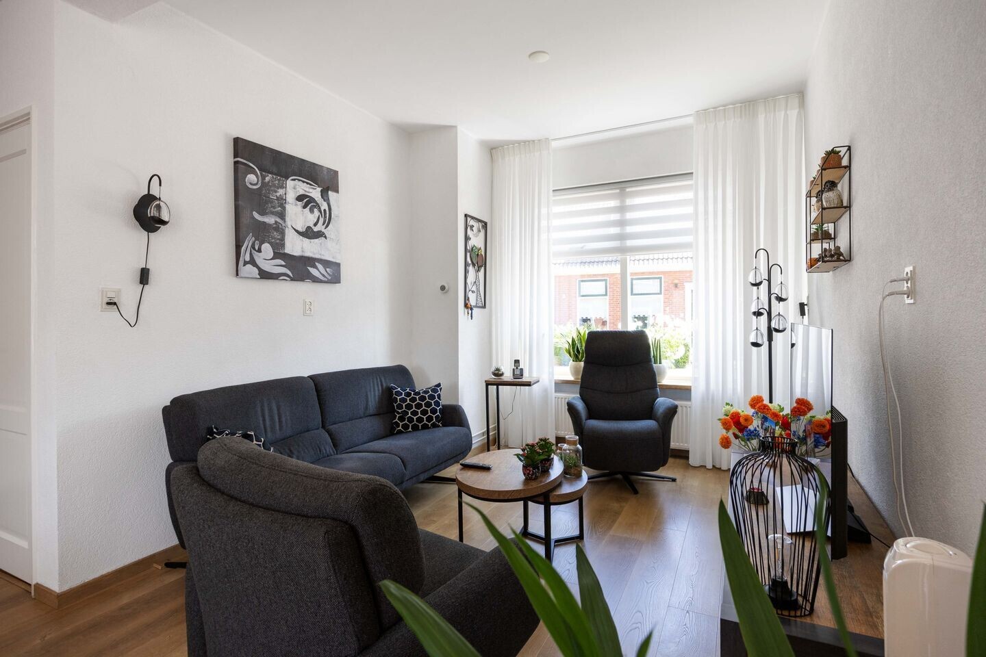 Twee-onder-één-kap te koop: Hindrik Jagerstraat 3, Farmsum