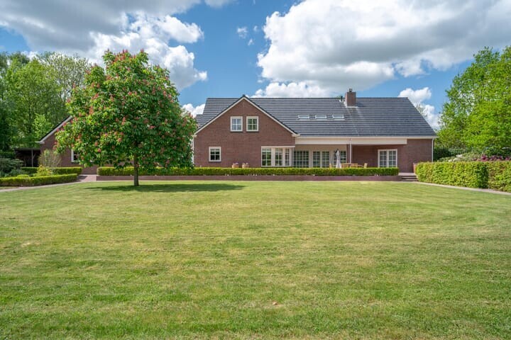 Vrijstaande woning te koop: Meedhuizerweg 40A, Meedhuizen